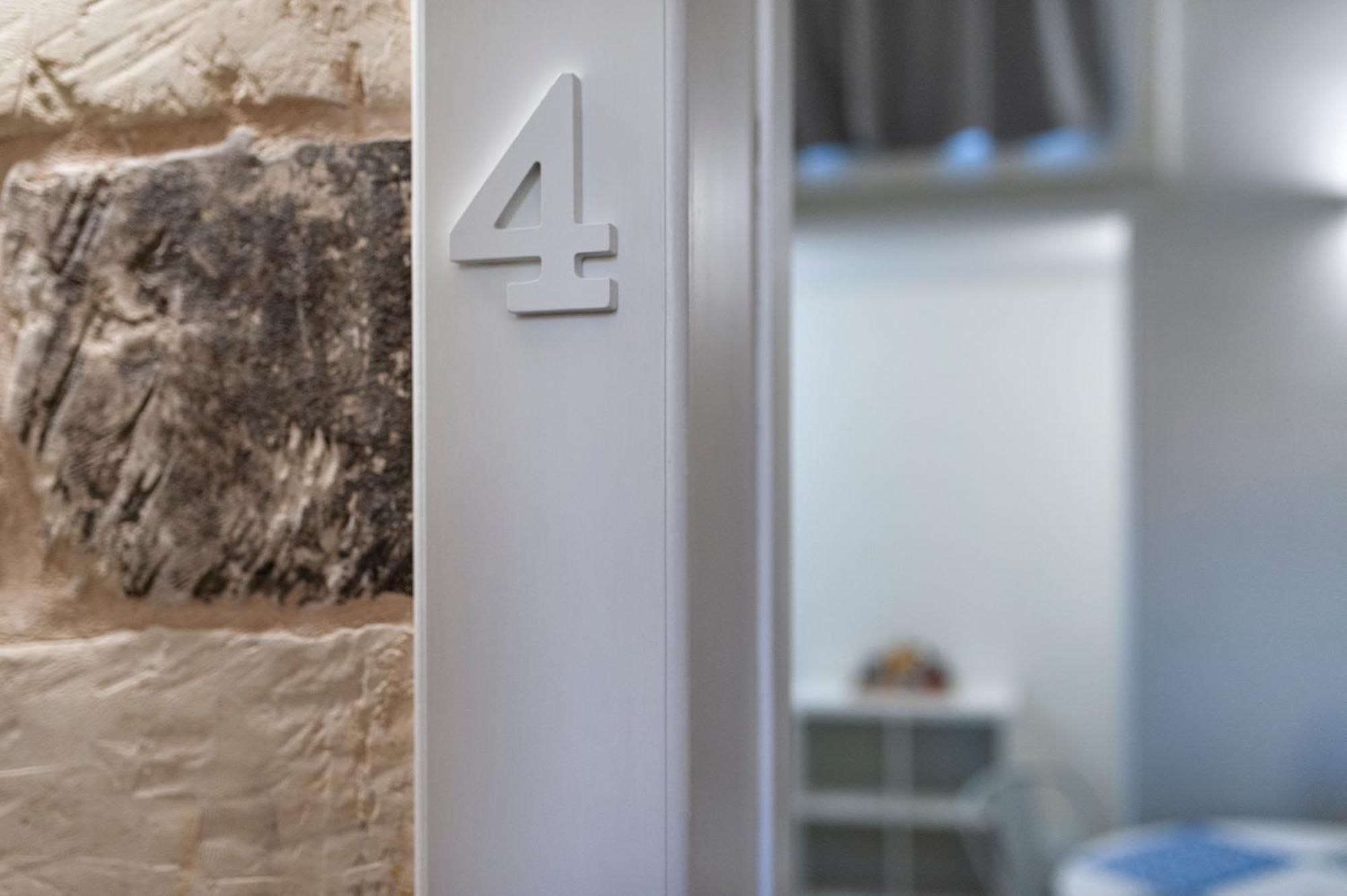 Bed and Breakfast Vittoria Luxury House Лечче Экстерьер фото